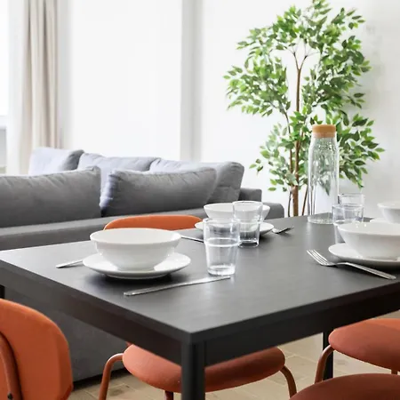 Terrace Apartment *